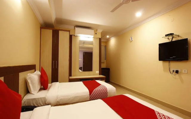 Sri Sai Regency by OYO Rooms