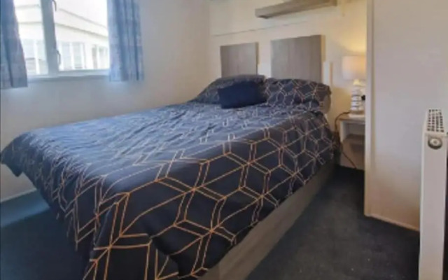 Seaside Holiday Park 4-bed Caravan in Heysham