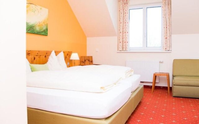 Der Winzerhof Bed & Breakfast Achau