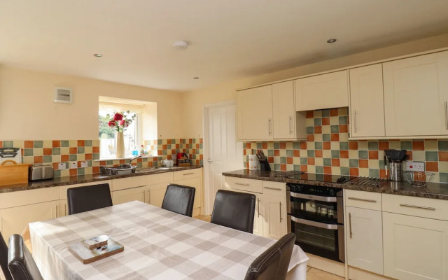 Sunshine Cottage