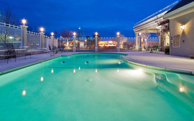 Holiday Inn Redding by IHG