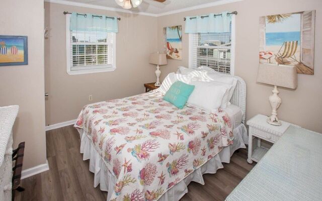 Banana Bay Bungalow 3