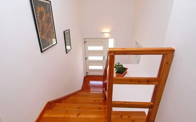 Apartment 1366