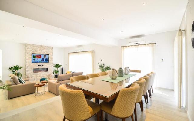Vila Vale Mouro by OCvillas