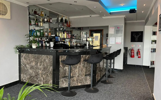 Shilton Inn