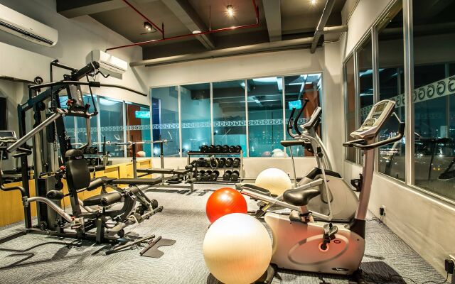 G Suites Hotel by AMITHYA