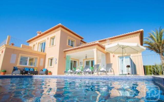 Abahana Villas Las Flores