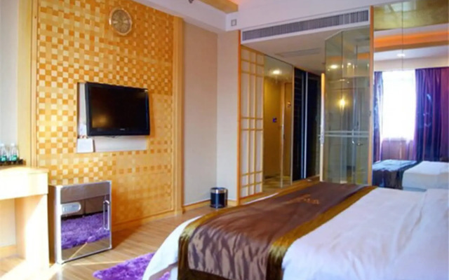Royal Prince Hotel