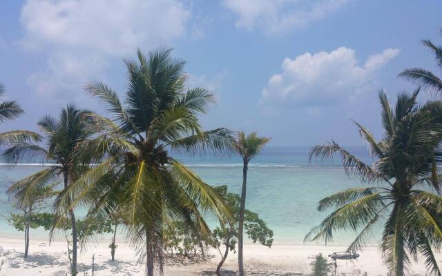 Hathaa Beach Maldives Guest House