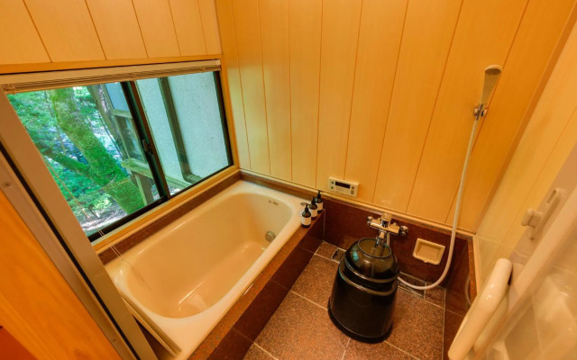 Tsukihitei Ryokan