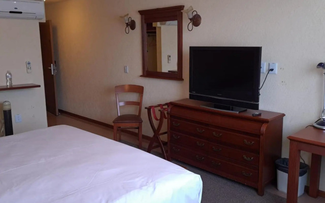 Howard Johnson by Wyndham Toluca