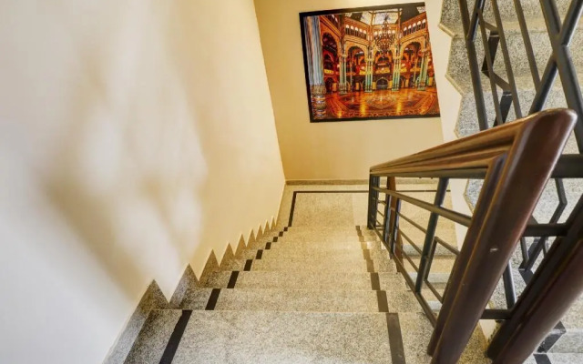 OYO Townhouse 387 Grand Vista Koramangala