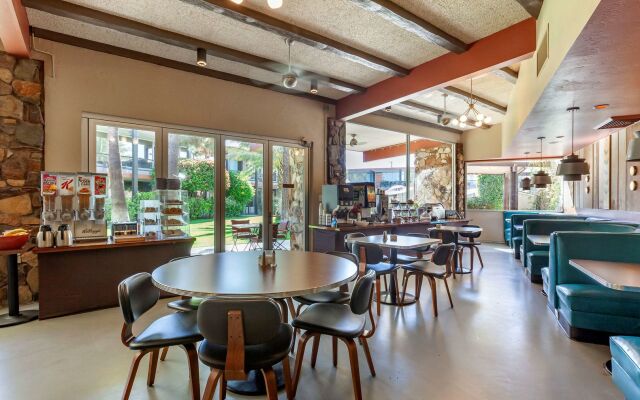 Magnuson Hotel Papago Inn