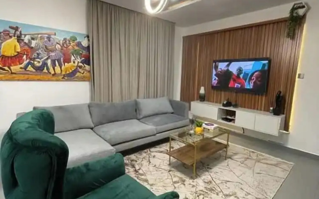 Winnie Host and Homes