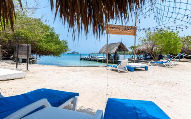 Isla Rosa Boutique by NOMAD GURU