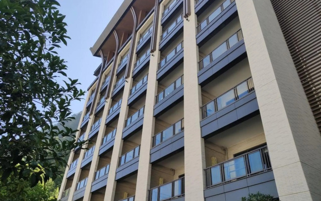 Kande Grand Land Hotel