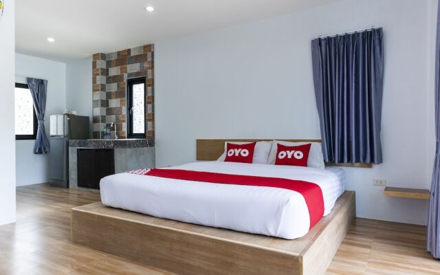 OYO 744 @Home Kamala Hills