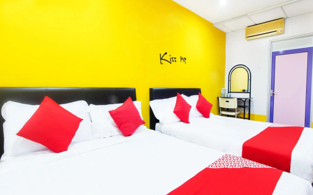 OYO 880 Hotel Purple Town