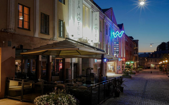 hotelImage