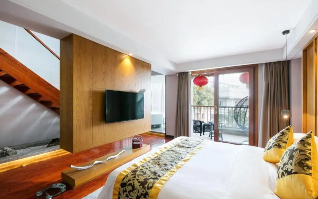 Floral Hotel Deqing Yingxi Riverside