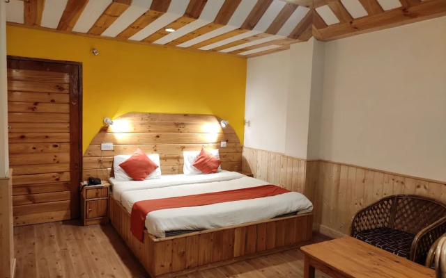 Hotel Pineview Shimla