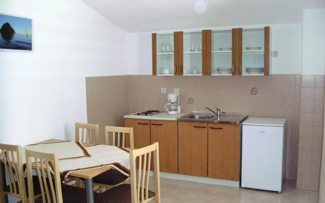 Apartments with a parking space Seget Vranjica, Trogir - 8507