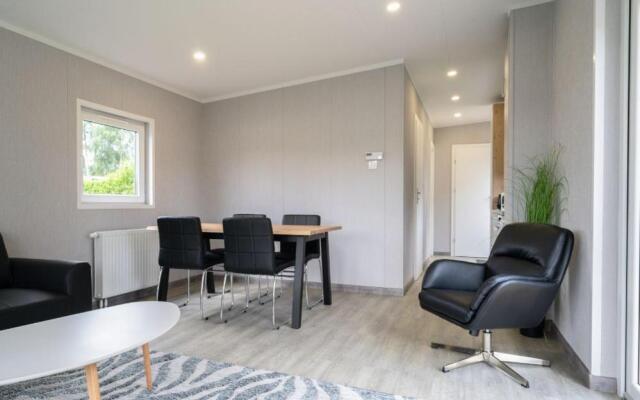 Chalet Recreatiepark Maas & Bos 1