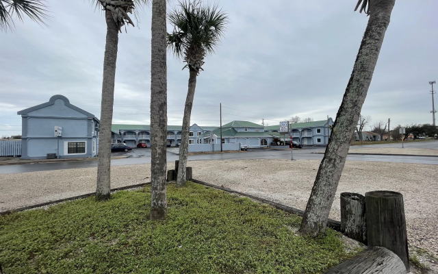 Pelican Inn by Belvilla Aransas Pass, TX