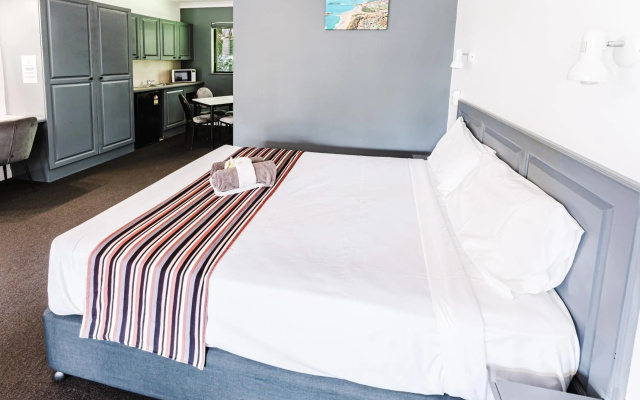 Country 2 Coast Coffs Harbour Motor Inn – Guest Rooms – Coffs Harbour