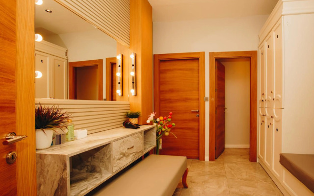 Double Bond Hotel Spa