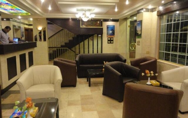 Golden Palace Hotel Apartments