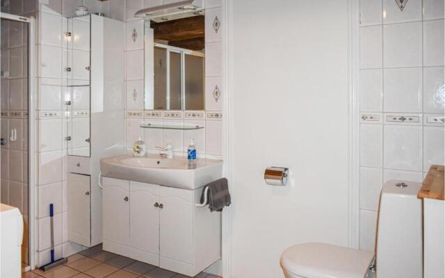 Nice Home In Annelv With 4 Bedrooms And Wifi