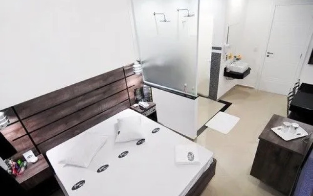 Motel Chocolat - Adults Only