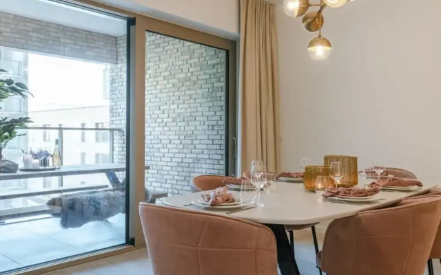 Apartment With Terrace Close to the sea