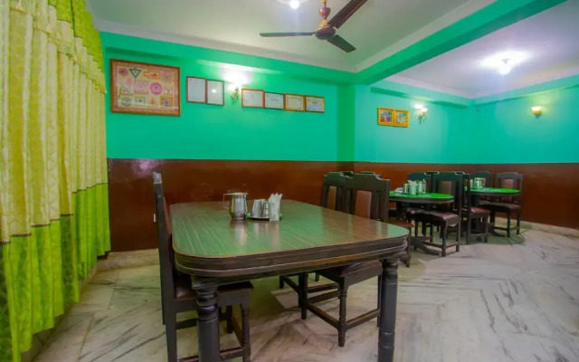 SPOT ON 516 Rapti Chandrama