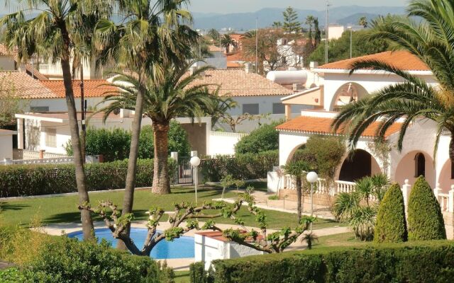 Apartment With 2 Bedrooms in Vinaros, With Wonderful sea View, Pool Ac