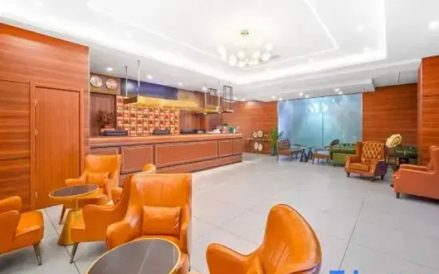 Yisen Hotel (Shanghai Changfeng Park Subway Station Huashida Branch)