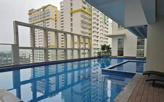 Makati Bliss Apartment - Cozy Urban Retreat