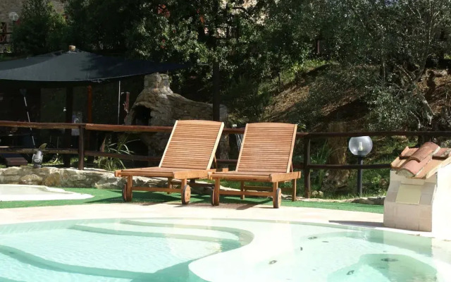 Charming Villa in Suvereto with Hot Tub