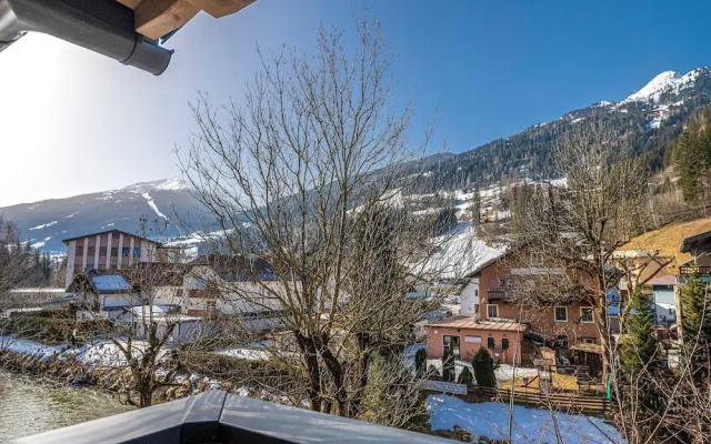 Apartment in Salzburg Near Schlossalmbahn I