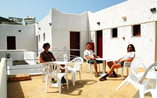 Afroditi Hotel Studios