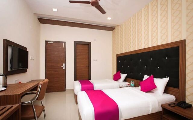 Nexstay Star Holiday Inn