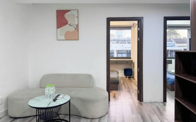 Zeus Living - 7C Downtown By Feet