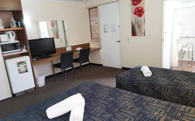 Miners Lodge Motor Inn