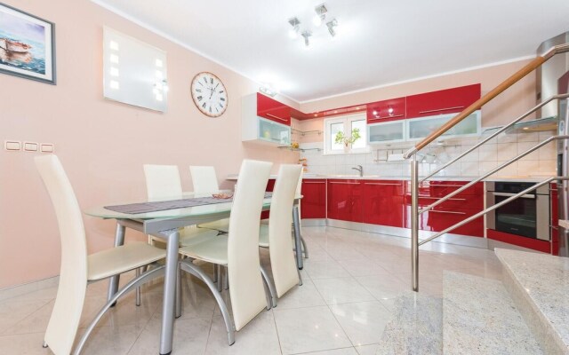 Beautiful Home in Sibenik With Wifi and 3 Bedrooms