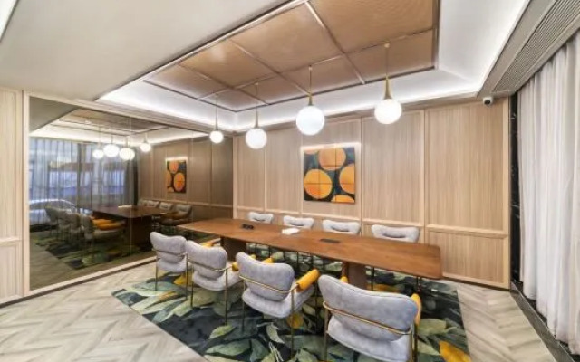 Orange Hotel (Hangzhou West Lake, Wulinmen Metro Station)