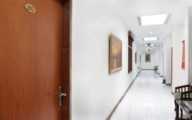 OYO 154 Griya Patria Guest House