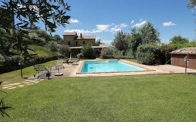 I Escape to Umbria, Quiet