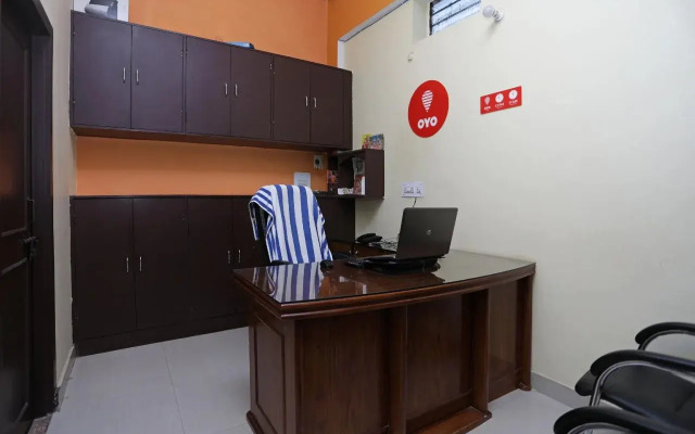 OYO Rooms C Road Paota