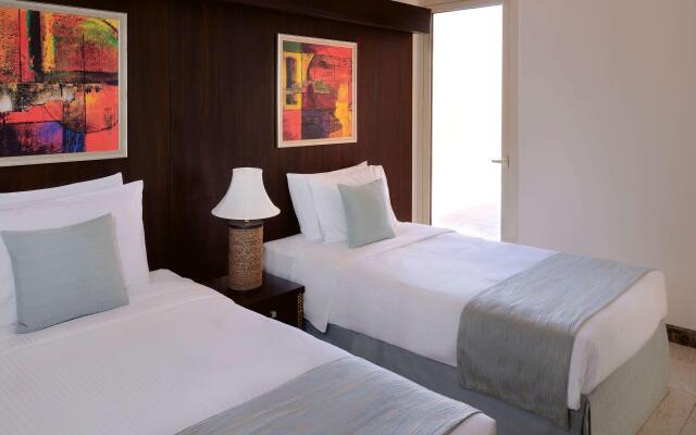 Al Nawras Island Resort